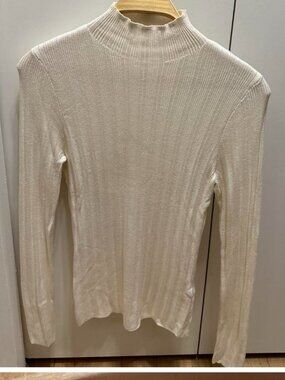 Abercrombie & Fitch Ribbed Mock Neck Long Sleeve Top in Cream White